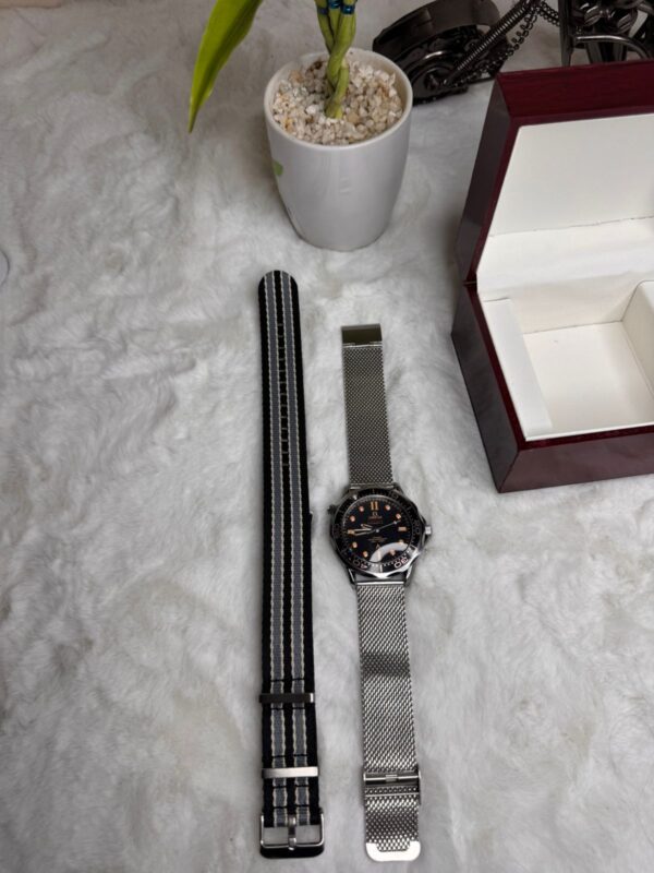 OMEGA 007 NATO STRAP FREE SWEEP MOVEMENT - Image 5